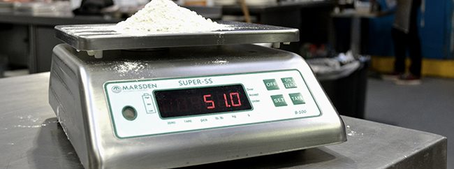3 Reasons the B-100 Bench Scale is Perfect for Bakeries