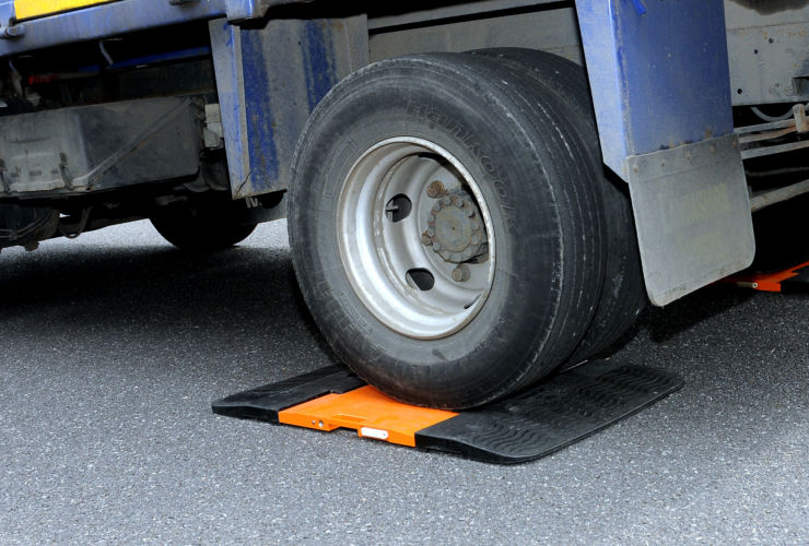 8 Benefits of Axle Weigh Pads
